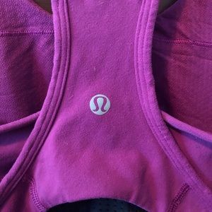 Beautiful Lululemon tank.